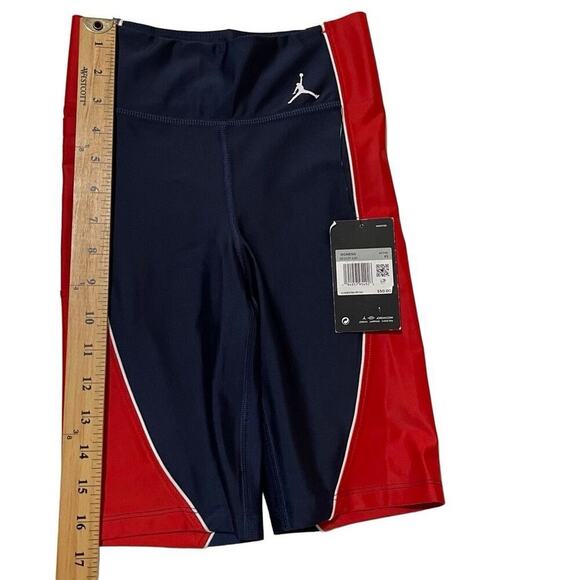 Jordan Essential Activewear Bike Shorts Tight Fit  Size‎ X Small New - Picture 8 of 15